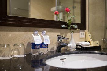 Zephyr Boutique Hotel Hanoi